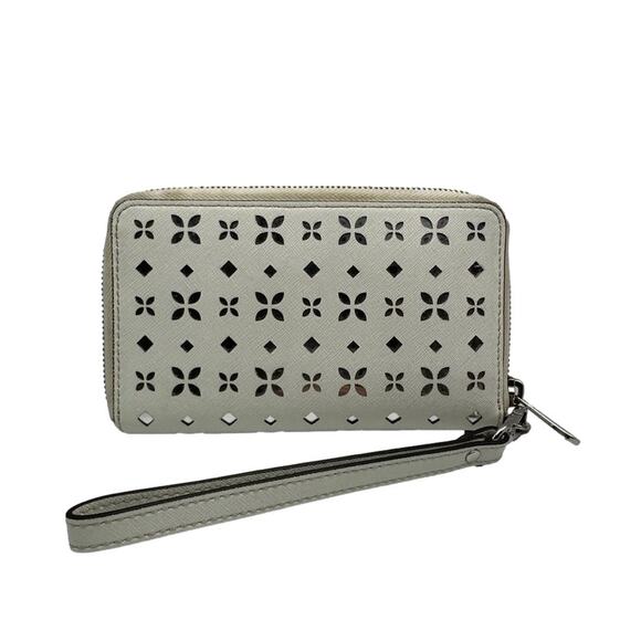 MICHAEL KORS Off white and Silver Jet Set Wallet - Picture 2 of 10